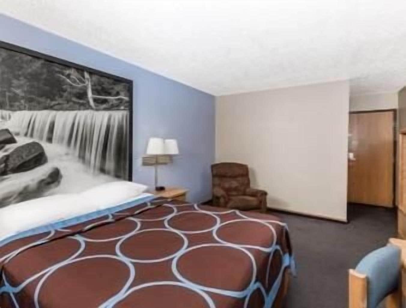 Super 8 by Wyndham Manhattan KS Exteriör bild